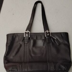 Elegant Brown Leather Tote Bag